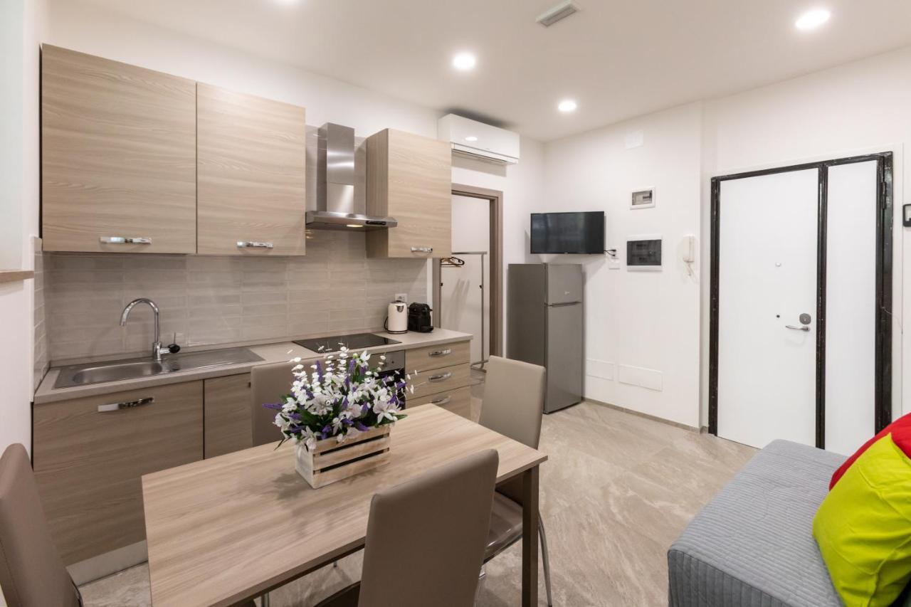 Le Case Di Anna - Holiday Home Roma Ngoại thất bức ảnh